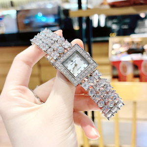 Đồng hồ nữ Royal Crown D8160