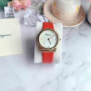 Đồng hồ nữ Salvatore Ferragamo SFIY00319