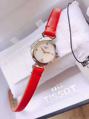 Đồng hồ nữ Tissot T113.109.16.116.00