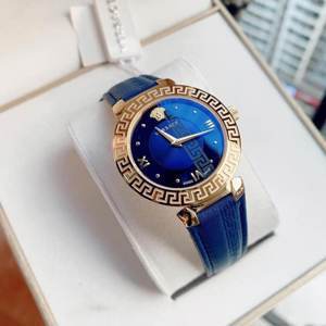 Đồng hồ nữ Versace Blue Daphnis V16040017