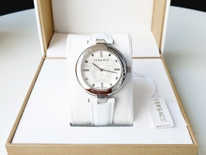 Đồng hồ nữ Versace VE2J00221