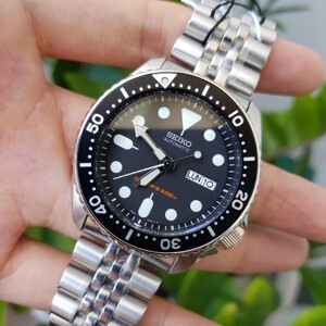 Đồng hồ Seiko NAM SKX007K2 - MẶT ĐEN