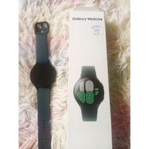 Đồng hồ thông minh Samsung Galaxy Watch4 44mm