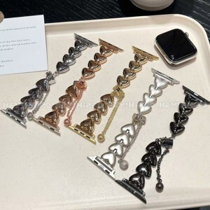 Đồng hồ trái tim đỏ 2 kèm decal trang trí