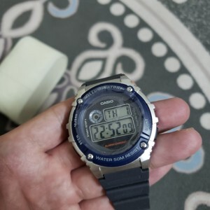 Đồng hồ trẻ em năng động thời trang Casio W-216H-1A