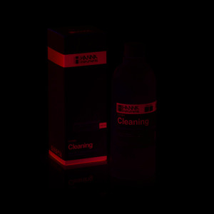 Dung dịch rửa điện cực trong đất mùn Hanna HI70664L, 500 ml