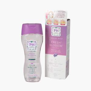 Dung dịch vệ sinh phụ nữ PH Japan Premium Hương Fresh Blossom 150ml