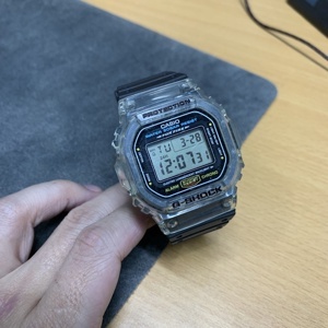 Đồng hồ nam Casio DW-5600E - màu 1A, 1V