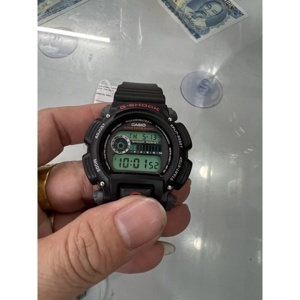 Đồng hồ nam Casio G-Shock DW-9052