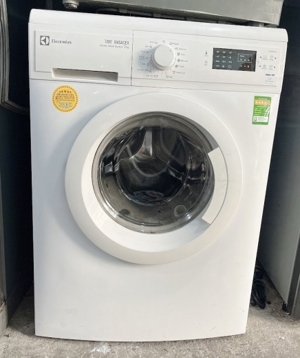 Máy giặt Electrolux 7 kg EWP85752