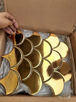 Gạch tranh 3D Cá vàng
