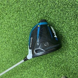 Gậy golf driver TaylorMade SIM2