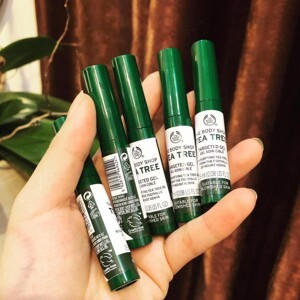 Gel chấm mụn The Body Shop Tea Tree Targeted Gel 2.5ml