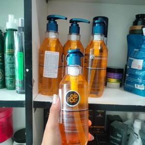 Gel vuốt tóc cứng R&B Herb Styling Gel 450ml