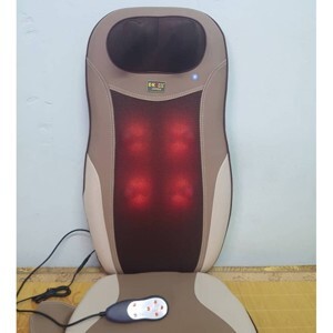 Ghế massage nhật bản 8 viên bi mát xa 4 chức năng Ray