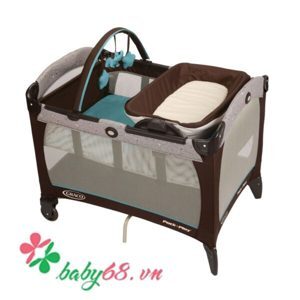 Giường cũi Graco PNP Reversible Napper & Changer Soho Square