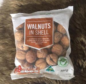 Hạt óc chó nguyên vỏ Walnuts In shell 500g Úc