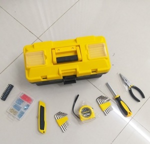 Hộp dụng cụ (nhựa) 13.5" Stanley STHT77663