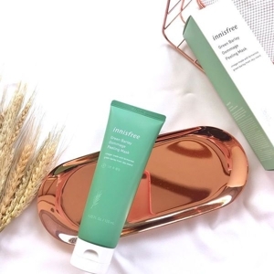 Tẩy tế bào chết Innisfree Green Barley Gommage Peeling