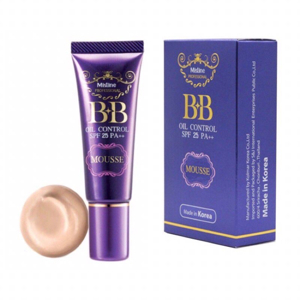 Kem nền Mistine BB oil control mousse SPF 25 PA++