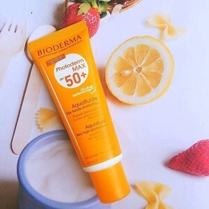 Kem chống nắng Bioderma Photoderm Max Aqua Fluide