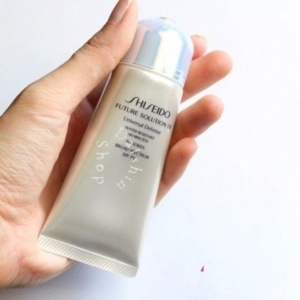 Kem Chống Nắng Cao cấp Shiseido Future Solution LX Universal Defense