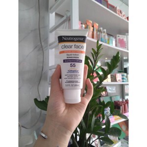 Kem chống nắng Neutrogena Clear Face Sunscreen SPF55