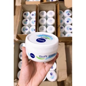 Kem dưỡng ẩm Nivea Soft 200ml