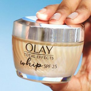 Kem dưỡng da chống lão hóa Olay Total Effects Whip