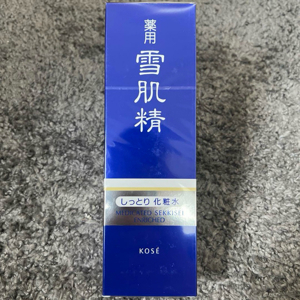 Kem dưỡng da Kose Medicated Sekkisei - 140ml