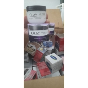 Kem dưỡng da Olay Age Defying Daily Renewal Cream 50g