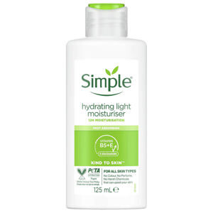 Kem dưỡng da Simple Kind To Skin Hydrating Light Moisturiser 125ml