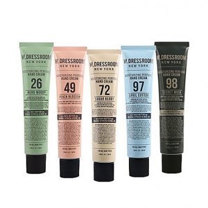 Kem dưỡng da tay hương hoa Milky Dress Intense Hydration Perfume Hand Cream 30ml