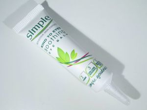 Kem dưỡng mắt Simple Kind To Eyes Soothing Eye Balm