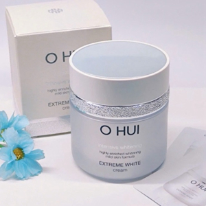 Kem dưỡng trắng da và ngăn ngừa lão hóa Ohui Extreme White Cream