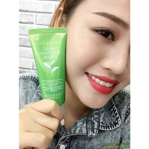 Kem dưỡng trắng trà xanh Coibana Green Tea Magic Whitening Cream 60ml