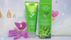 Kem dưỡng trắng trà xanh Coibana Green Tea Magic Whitening Cream 60ml