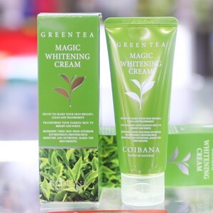 Kem dưỡng trắng trà xanh Coibana Green Tea Magic Whitening Cream 60ml