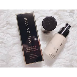 Kem nền Karadium Like a Movie Star Cover Foundation