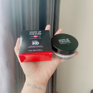 Kem nền Makeup Forever Ultra HD