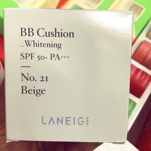 Kem nền trắng da Laneige BB Cushion Whitening