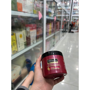 Kem ủ dưỡng tóc suôn mượt L'Oréal Keratin Smooth 72h Perfecting Mask 180ml