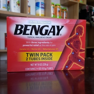 Kem xoa bóp giảm đau Bengay Ultra Strength 226g