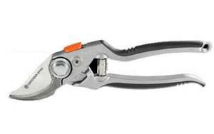 Kéo cắt tỉa cành chuyên nghiệp Gardena 08702-20