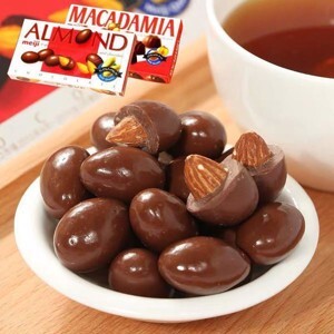 Kẹo Chocolate Meiji  Almond 88g