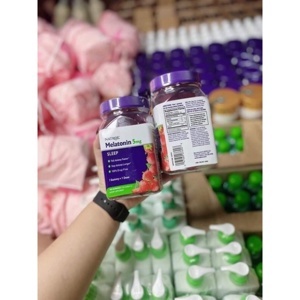 Kẹo dẻo giúp ngủ ngon Natrol Gummies Melatonin 5mg 90 viên