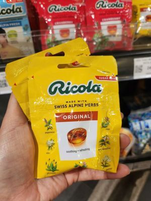 Kẹo thảo mộc Alpin Fresh Ricola