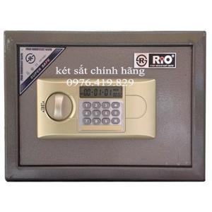 Két khách sạn Rio R10