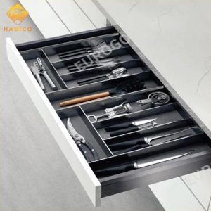 Khay chia thìa nĩa nhôm phay xước Eurogold ETA016075
