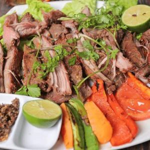 Khô bò một nắng Gia Lai muối kiến vàng 1kg